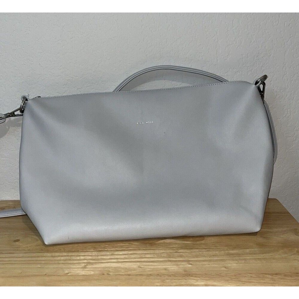 Pixie Mood Nude Light Gray Vegan Leather Crossbody Purse Bag